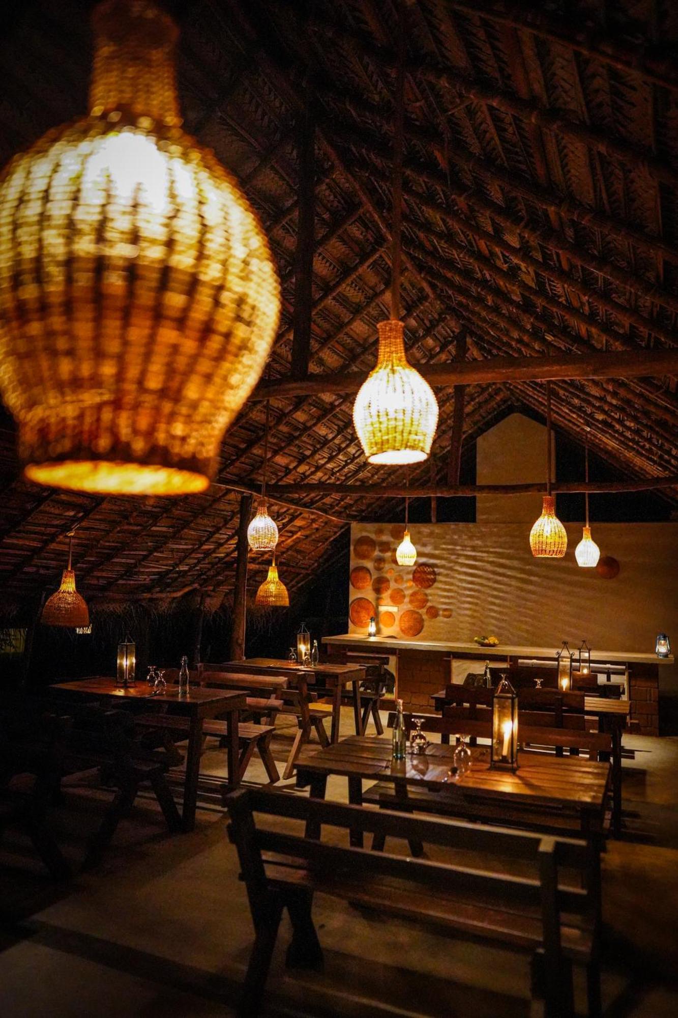 River Glamping By Gaga Bees Chalet Uda Walawe