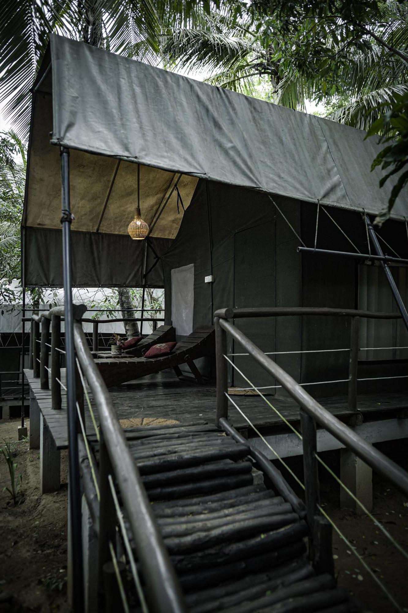 River Glamping By Gaga Bees