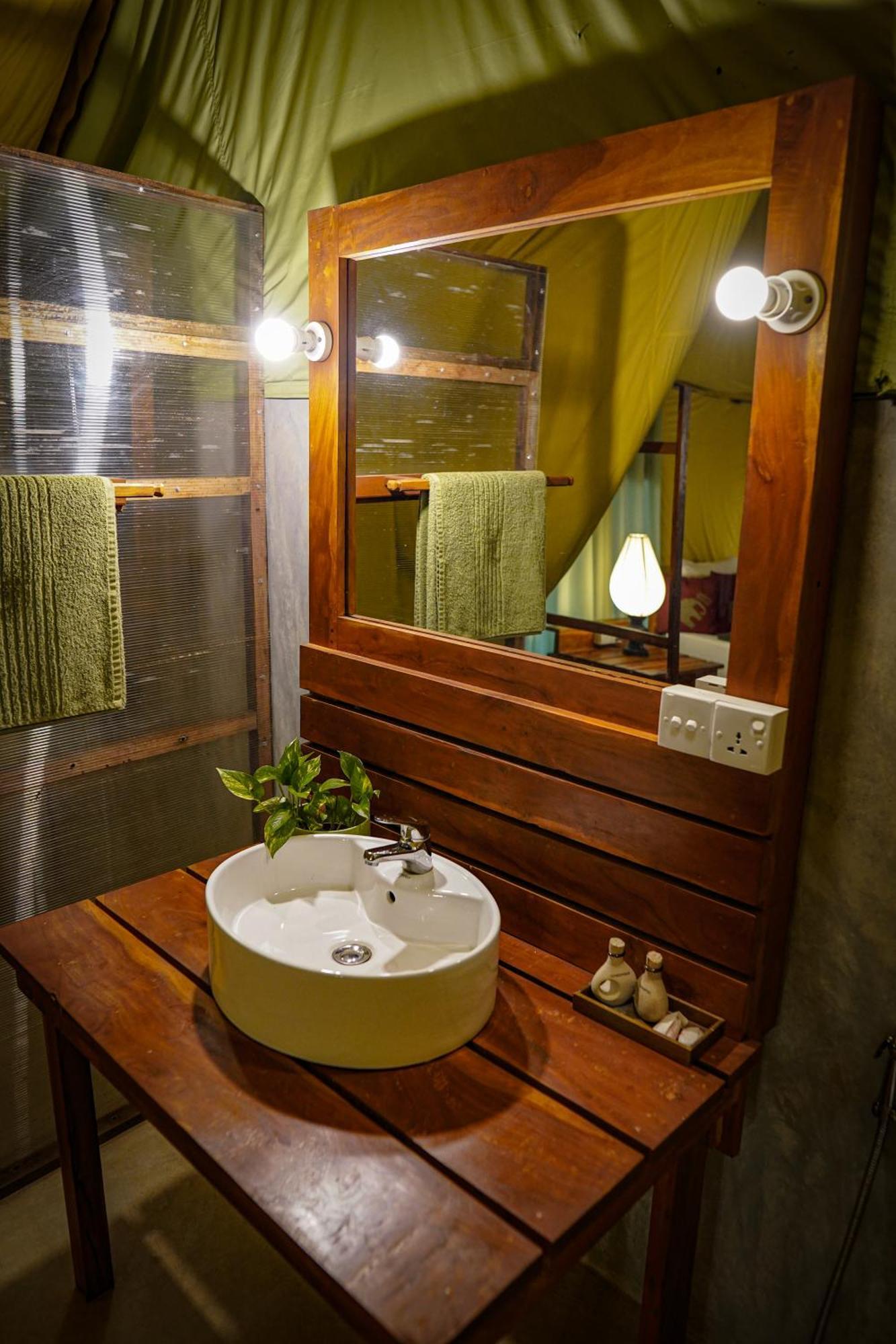 River Glamping By Gaga Bees Chalet